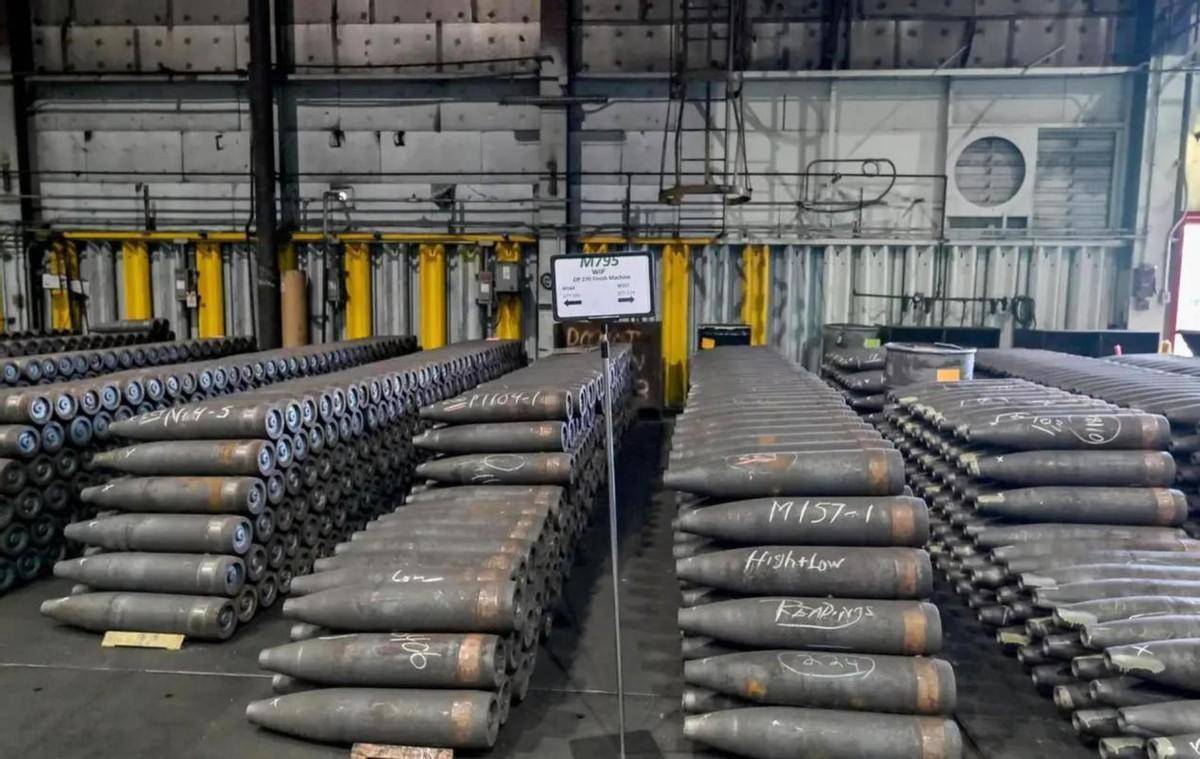 俄罗斯为报复印度，让人民币白捡了便宜？卢比落选的背后令人咋舌