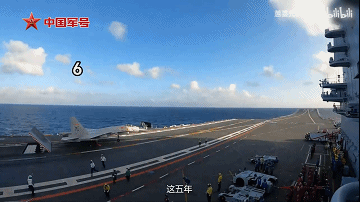 歼-15DH首次上舰！“山东”舰展示全甲板攻击，连续放飞24架？