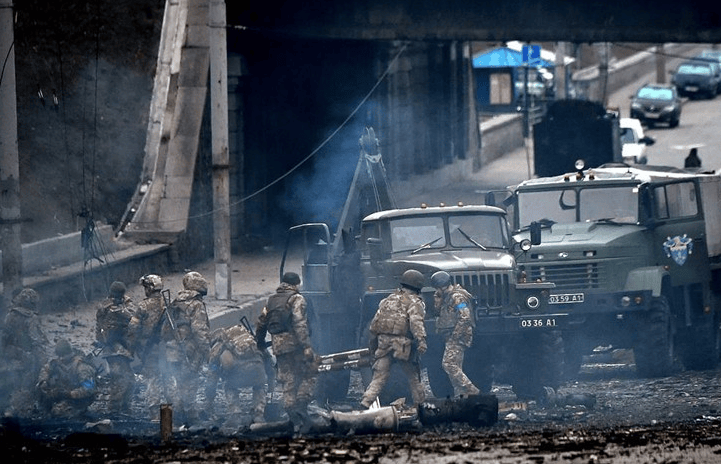 俄军不用打了？乌曝出重大丑闻，泽连斯基摊上大麻烦，局势一夜变天
