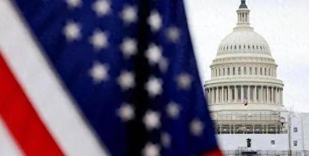 出大事了，新年首个黑天鹅？美国五角大楼对华一举引爆舆论，中企股价大跌