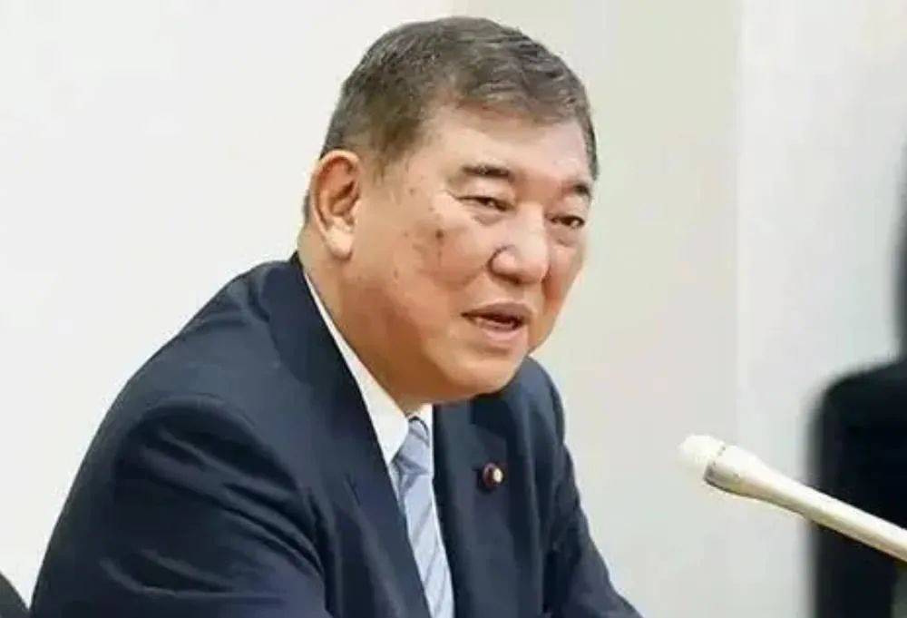 对美全面妥协,石破茂已连让三步,台湾问题,日本决定冲到第一线