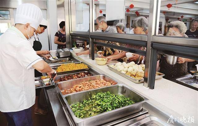 厦门出台26条措施 今年将建成至少60个养老服务中心