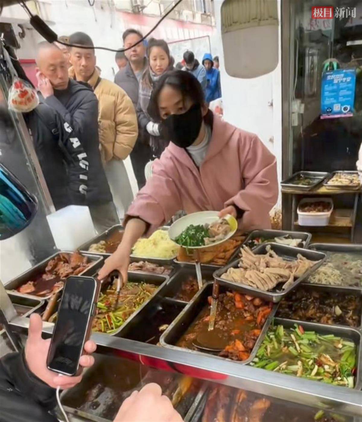 22元7个菜，南京一餐饮店因低价走红，老板：没觉得有多便宜