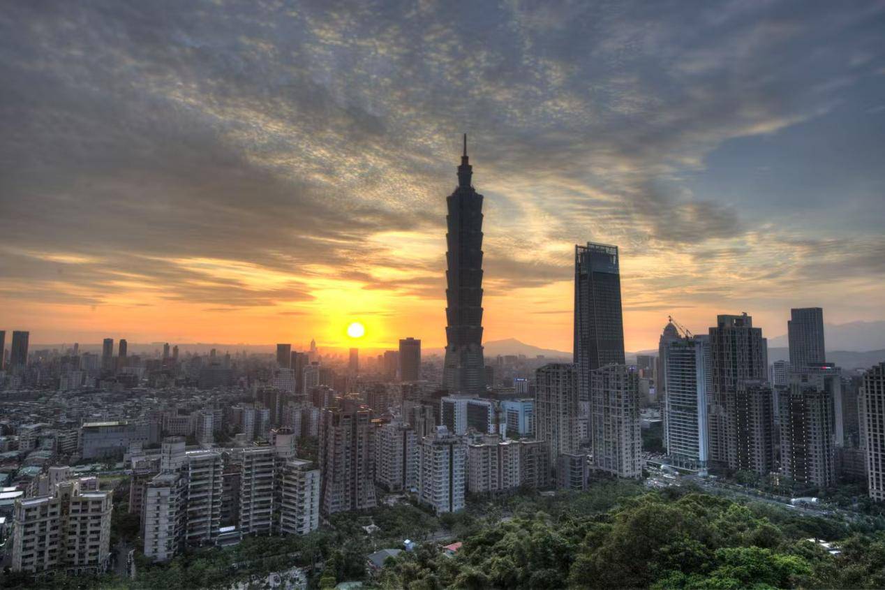 统一时机已到？台湾重量级人物赴大陆，国台办火速表态，信号强烈