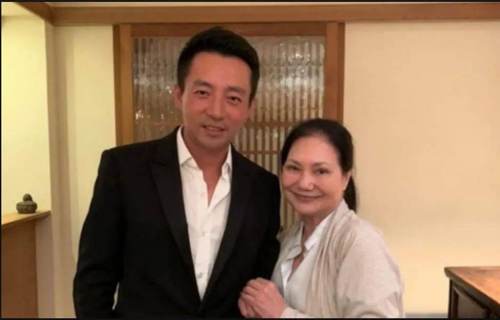 S妈证实：大S火化前夕，汪小菲打电话对她疯狂大骂