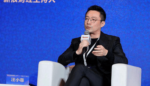 把烂牌打出了王炸！汪小菲资产曝光，个人身价突破25亿，3年完成逆袭