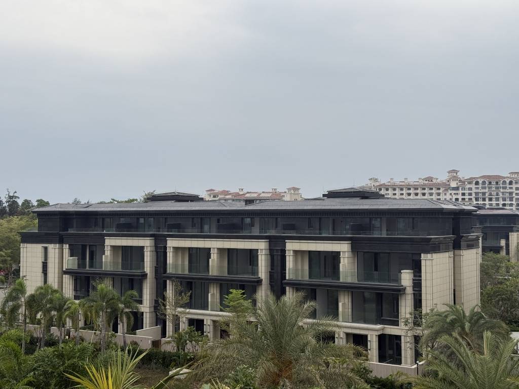 海南陵水县一别墅区被指违建已获确认，60岁举报人曾两度遭蒙面人袭击