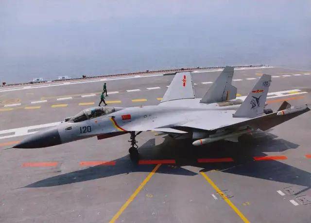 这是能看的？央视纪录片歼-15“布满马赛克”，将发挥何种作用？