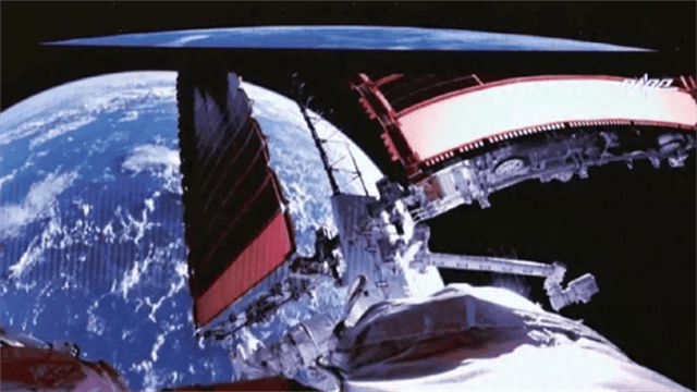 太阳翼才修好没多久，又有“敌”撞过来了？3名航天员紧急加防