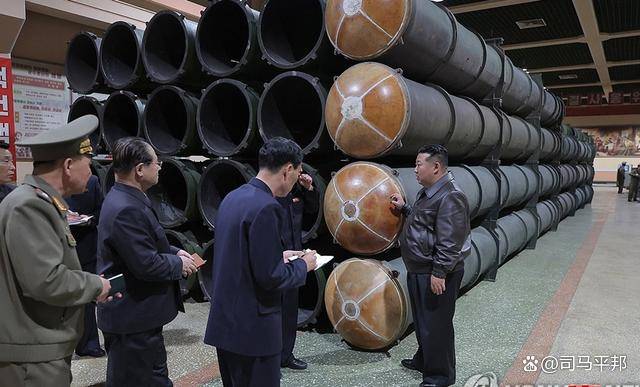 金正恩思虑再三,红场阅兵还是不去了,但不忘给普京送上一份厚礼