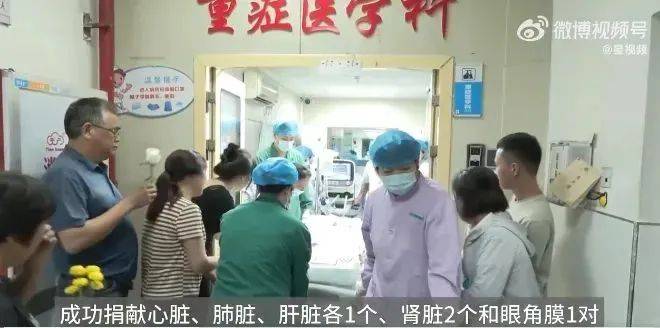 年仅22岁！小伙摔倒以为没事，7天后死亡！出现这些症状千万别忽视→