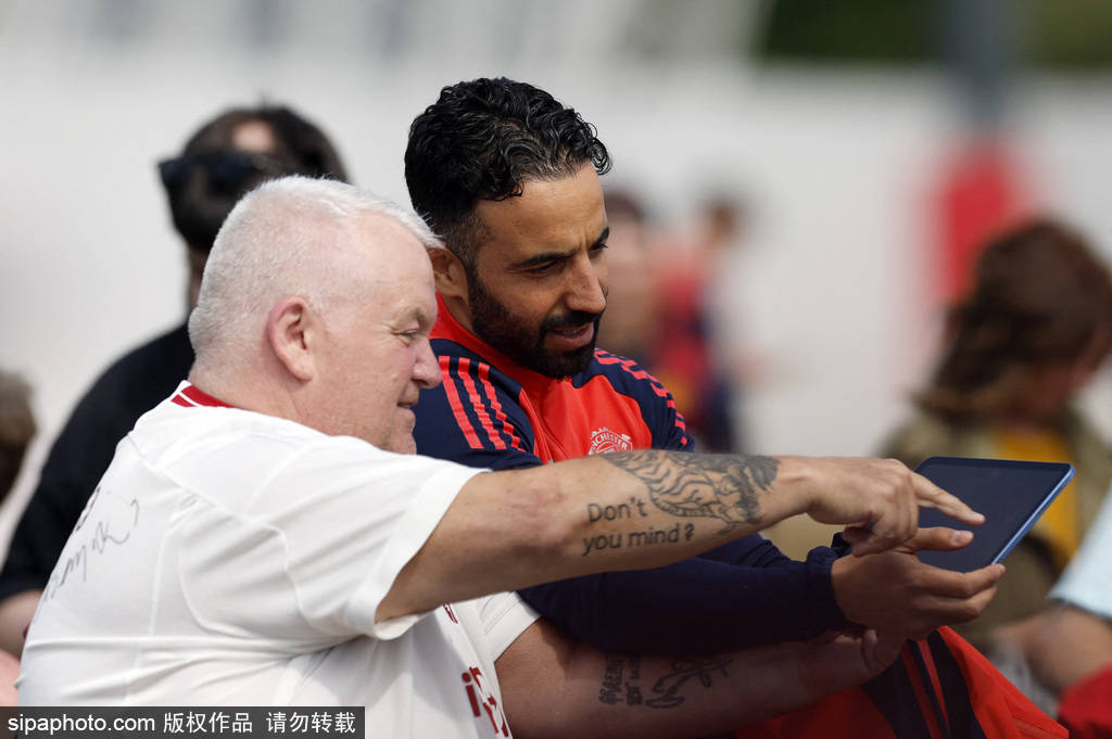 红魔惊天变局！贝克汉姆喊话拉特克利夫：给阿莫林砸钱！B费加纳乔一个不能少！