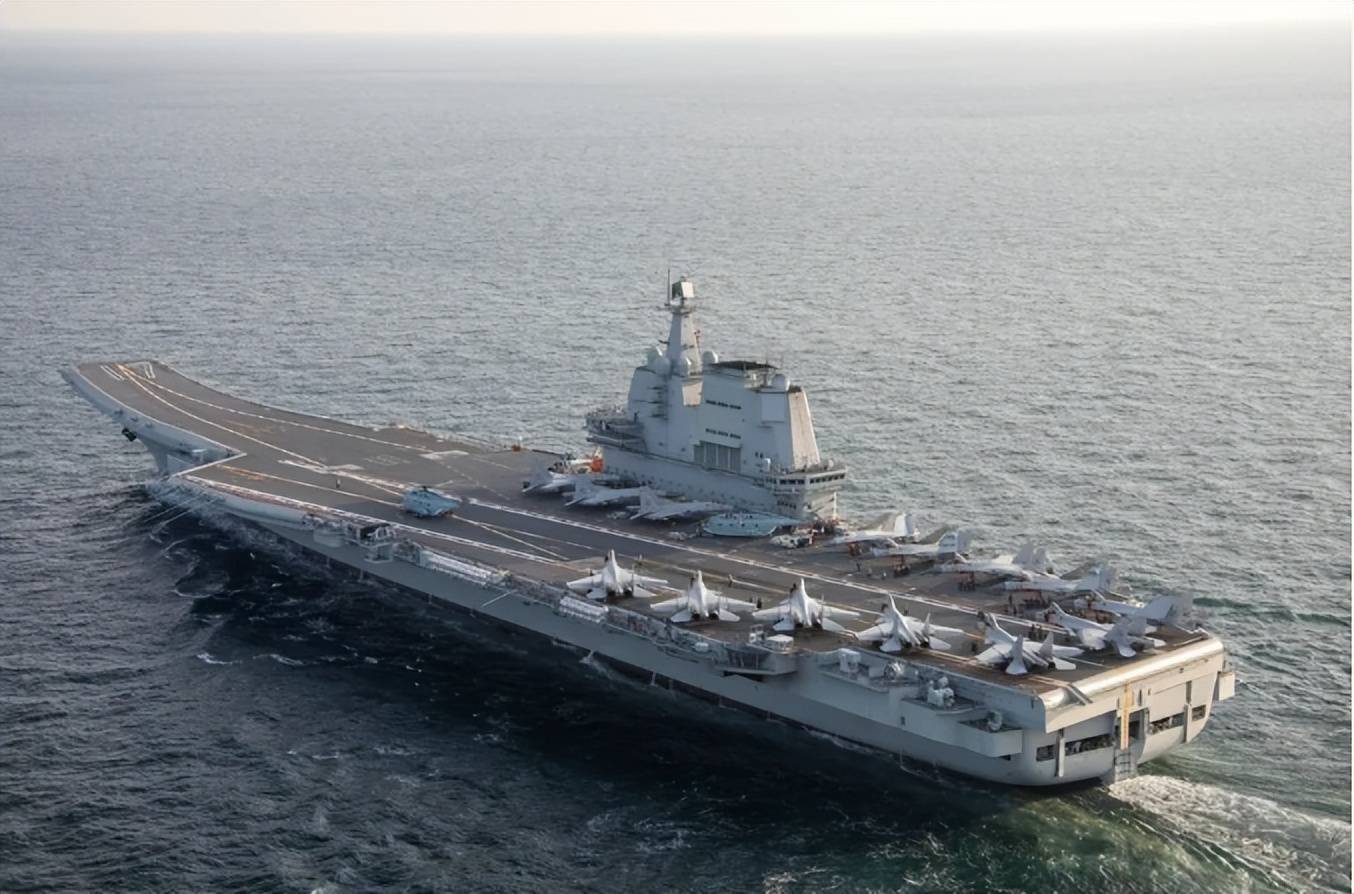 被歼15骑脸后，日本要求“必须给交代”，中方一句回应冲上了热榜