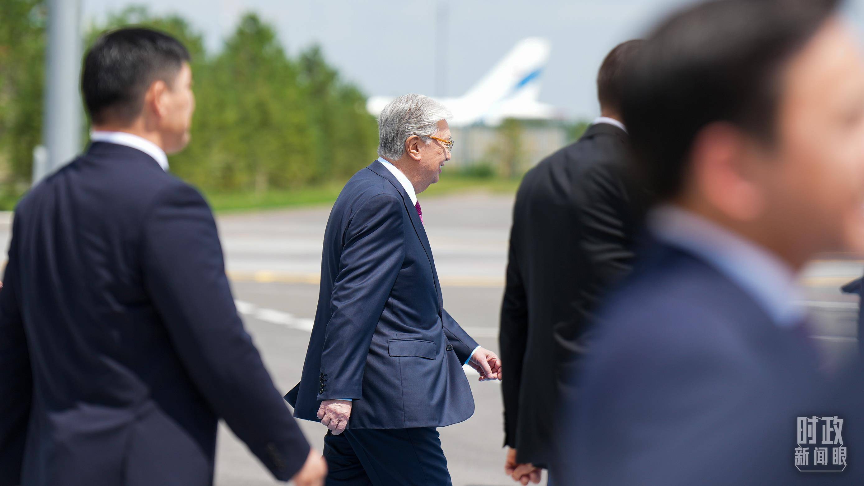 时政新闻眼丨习近平中亚之行第一天，擘画中哈全方位合作