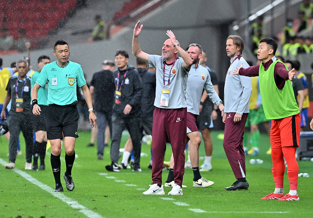 2年7场德比申花统治海港 穆斯卡特神奇换人难奈两人爆发