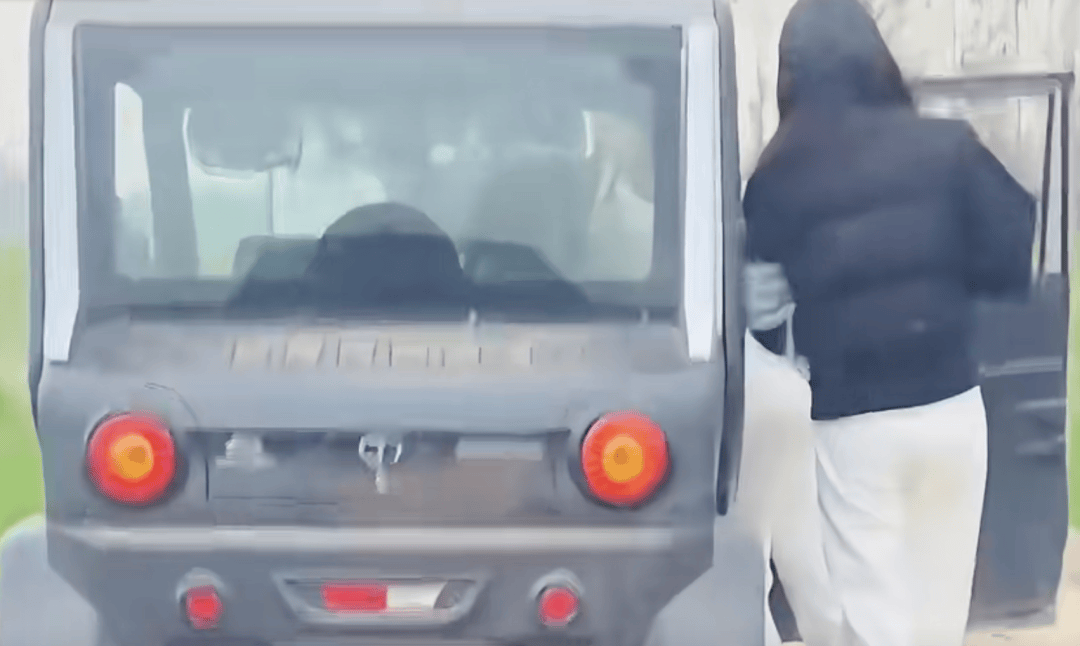 老头乐，县城小伙的「精神迈巴赫」？