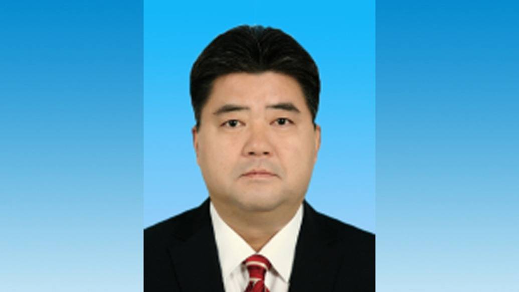 杨宏斌已任新疆生产建设兵团党委常委