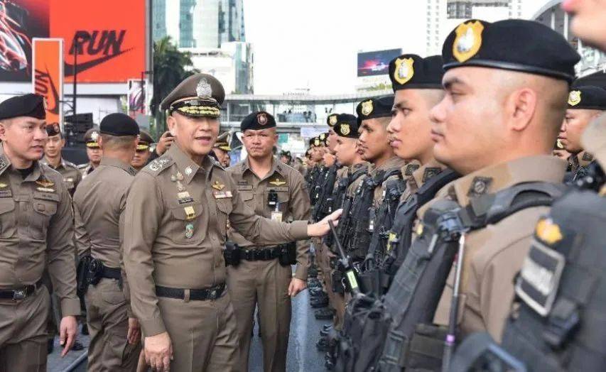 攻打金边吞并柬埔寨！洪森的报应来得这么猛烈，泰国突传危险信号