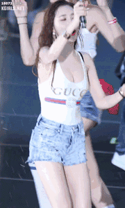 韩国水弹音乐节名场面：宋雨琦宣美柳智敏性感火辣权恩妃超撩人