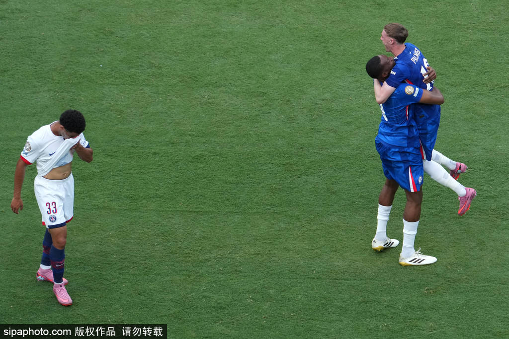 世俱杯-帕尔默2射1传佩德罗破门 切尔西3-0巴黎夺冠军