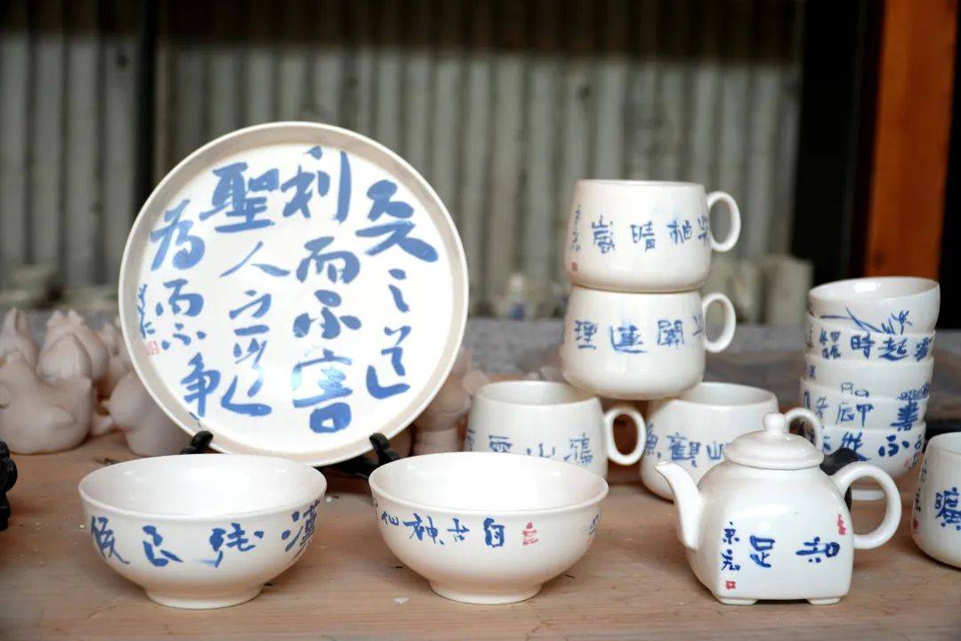 从门外汉到乡村陶艺师，他用热爱“逆袭”