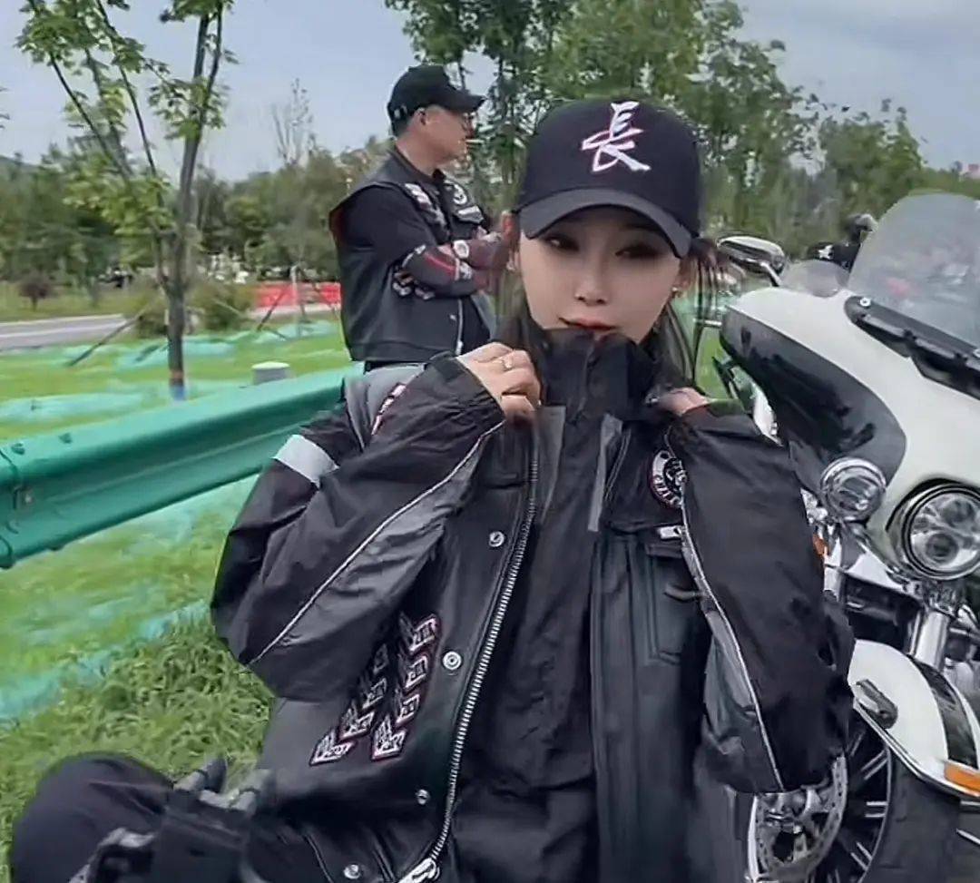 短跑运动员虞锦去世，年仅18岁，生前酷爱机车