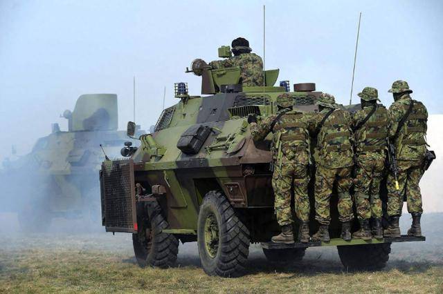 6国雇佣军到齐，俄终于弄明白，攻不下基辅的原因，3万朝军已就位