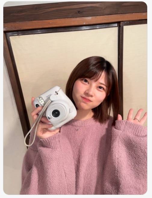 日本一白领女性的上班照意外走红，外国网友纷纷在评论区求婚