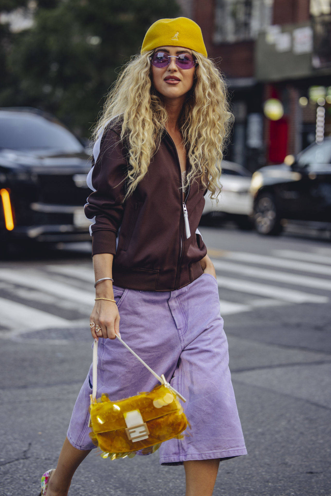 杨幂欧阳娜娜都爱穿的宽腿中裤，今夏火成这样啦？