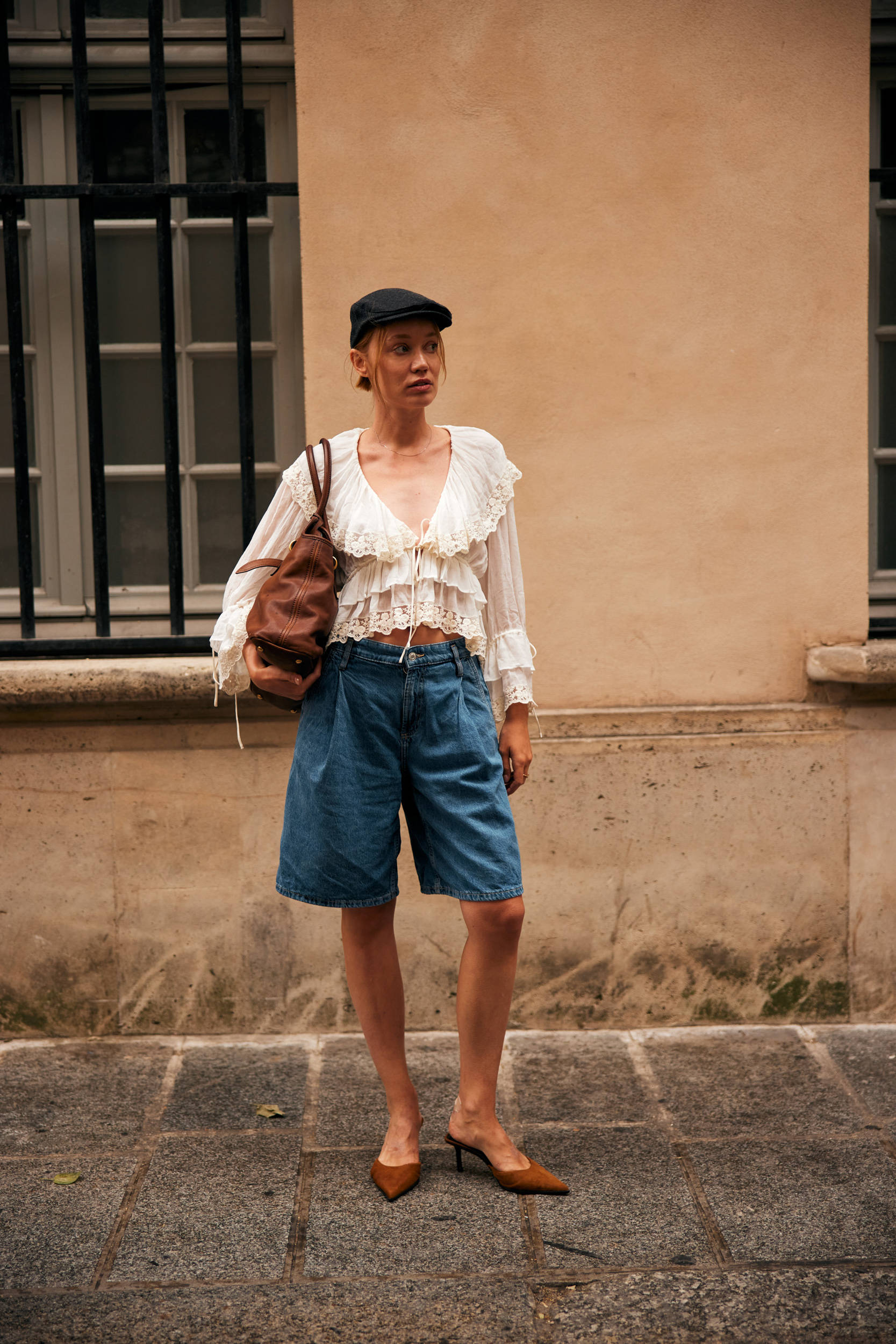 杨幂欧阳娜娜都爱穿的宽腿中裤，今夏火成这样啦？