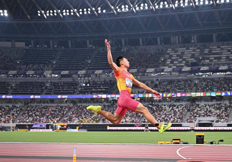 田径世锦赛-石雨豪男子跳远摘铜 中国队收获第3枚奖牌